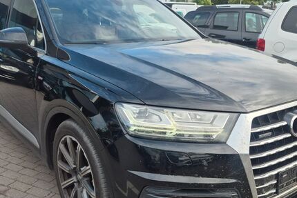 Audi Q7 238.157 km 21.700 &euro; Achim 28832