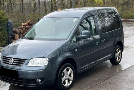 VW Caddy 189.000 km 3.499 &euro; München 81377