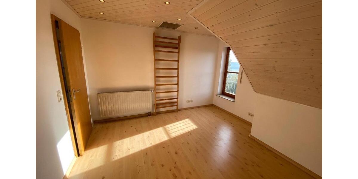 Doppelhaushälfte in HDH-Oggenhausen zu vermieten 6 zimmer