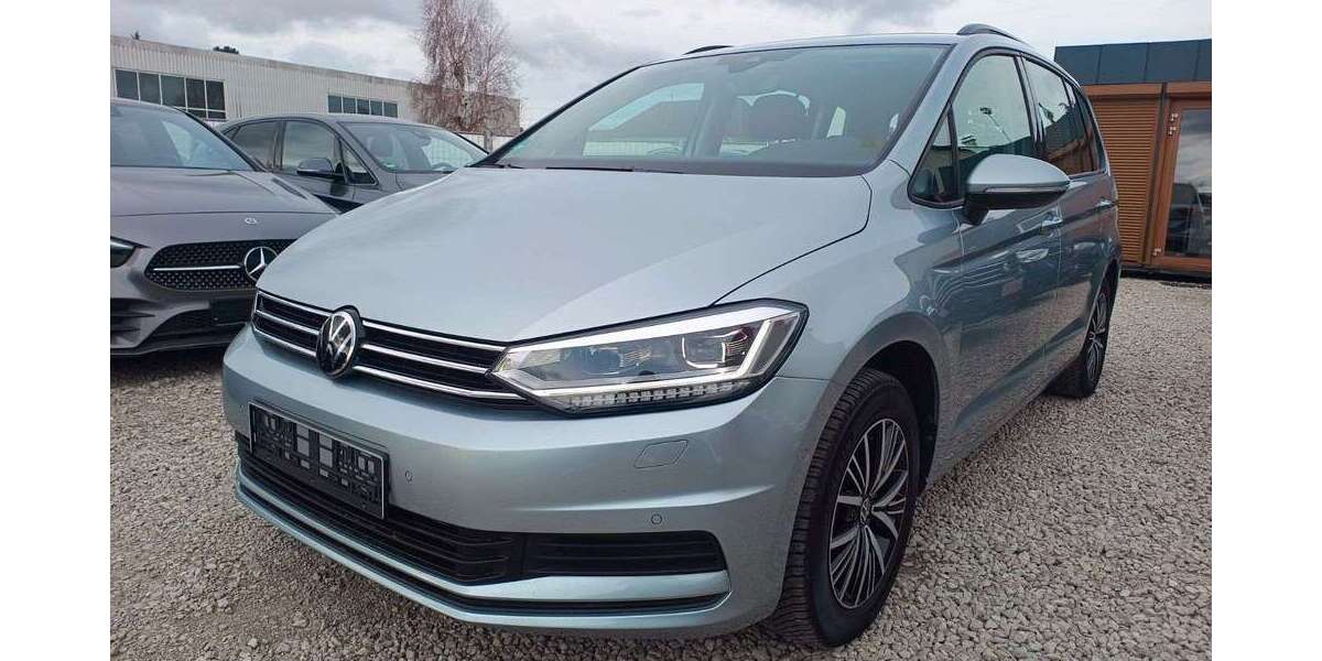 VW Touran 64.310 km 24.999 &euro; Fürth 90765