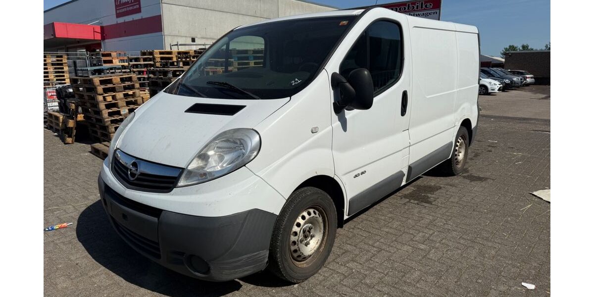 Opel Vivaro 253.000 km 3.299 &euro; Euskirchen 53879