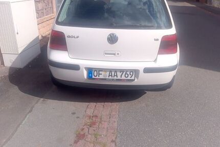 VW Golf 300.000 km 850 &euro; Langen 63225