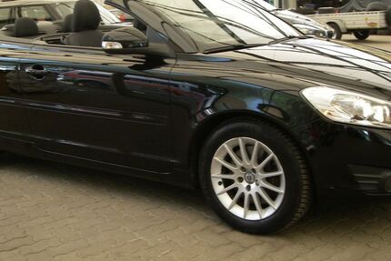 Volvo C70 137.000 km 9.990 € Hamburg 22043