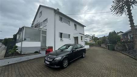 Haus zum Kaufen in Nentershausen 399.000 € 205 m²