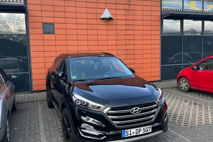 Hyundai TUCSON 116.000 km 15.400 &euro; Kreuztal 57223