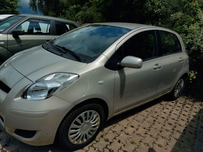 Daihatsu Charade 113.050 km 6.750 € Ilmenau 98693