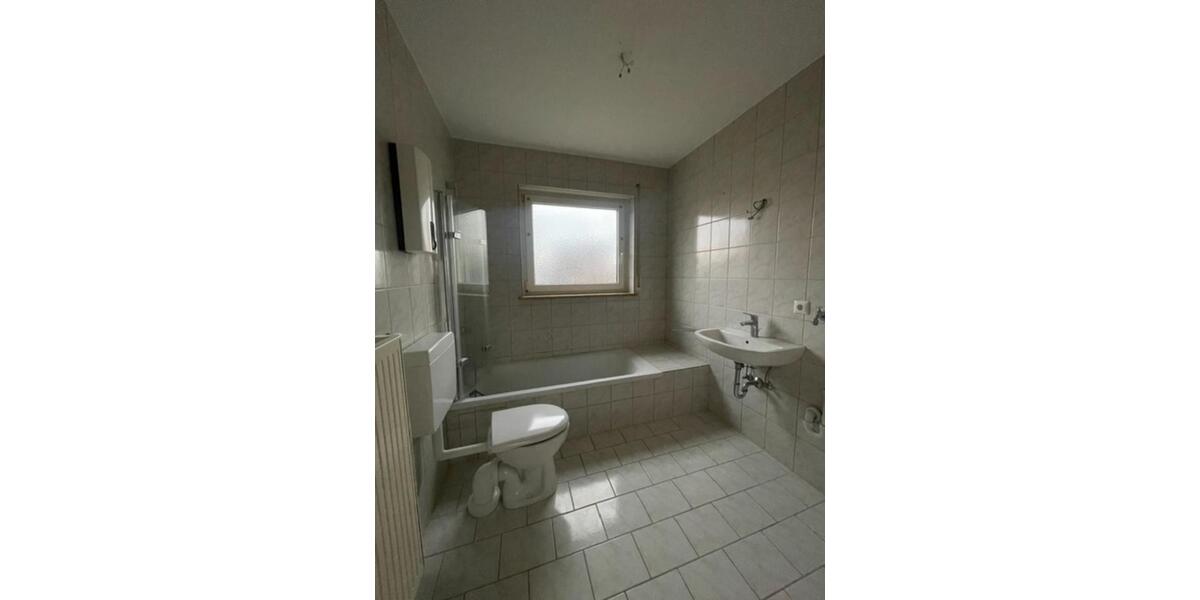 Hochparterre Bobingen - 3 Zimmer, 77 m&sup2;, 882&euro; | Angebot:25256117