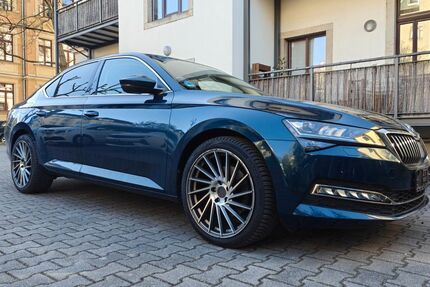 Skoda Superb 84.500 km 21.900 &euro; Dresden 01309