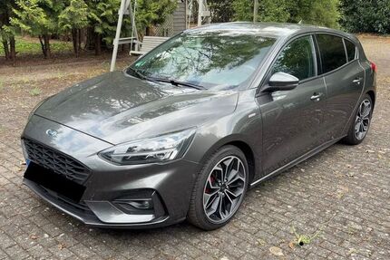 Ford Focus 98.000 km 12.800 &euro; Bad Soden-Salmünster 63628