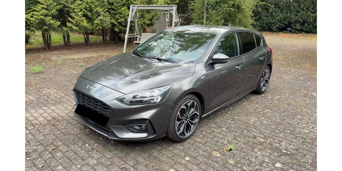 Ford Focus 98.000 km 12.800 &euro; Bad Soden-Salmünster 63628