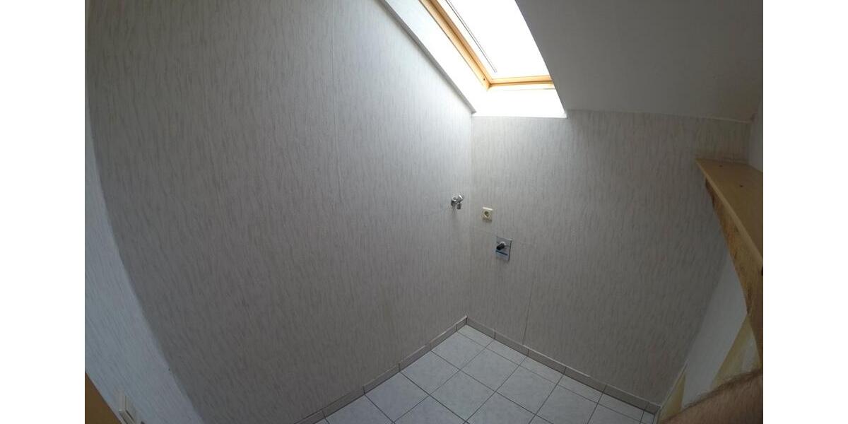 Etagenwohnung Ahnsbeck - 3 Zimmer, 100 m&sup2;, 800&euro; | Angebot:26135129