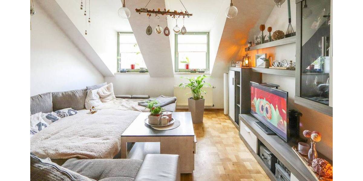 Etagenwohnung Chemnitz Schloßchemnitz - 4 Zimmer, 86 m&sup2;, 124.000&euro; | Angebot:25734518