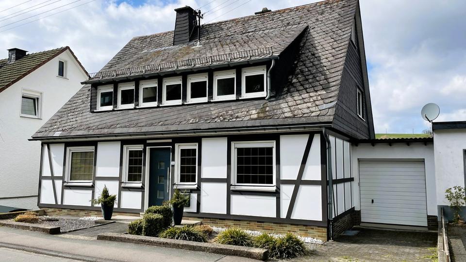 Einfamilienhaus Kirchhundem - 7 Zimmer, 170 m&sup2;, 240.000&euro; | Angebot:26890861