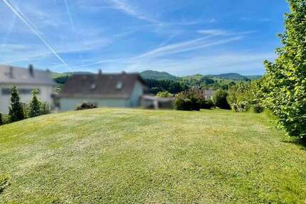 Grundstück zu verkaufen in Gersfeld 99.000 € 750 m² zimmer