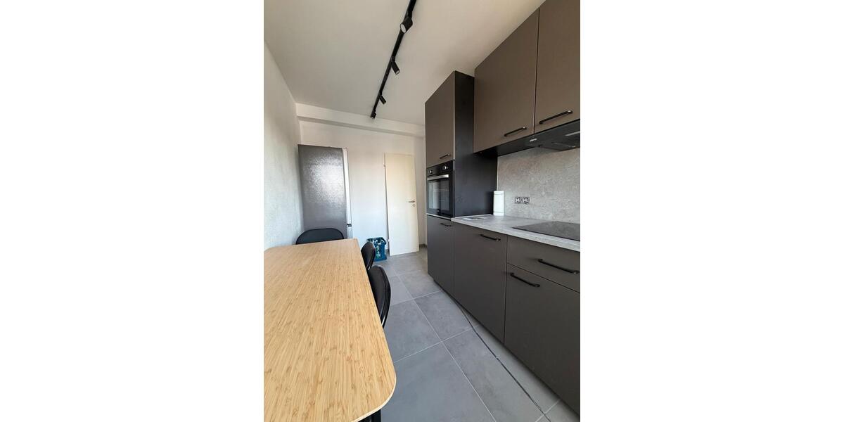 Etagenwohnung Ansbach - 3 Zimmer, 90 m&sup2;, 380&euro; | Angebot:26125900