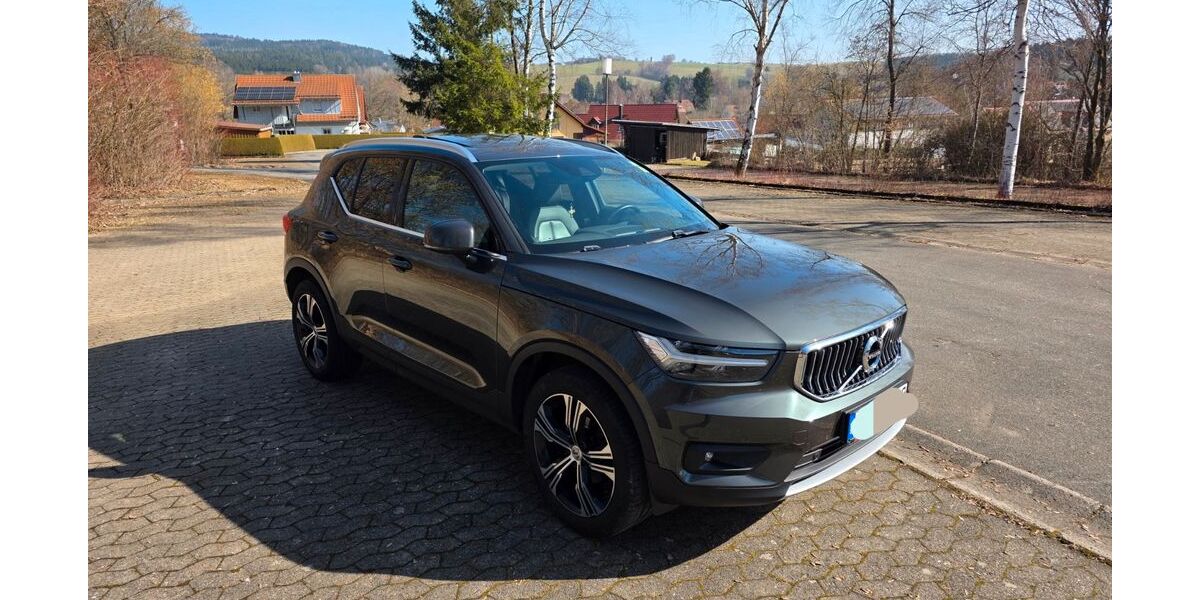 Volvo XC40 71.000 km 19.900 &euro; Weiden 92637