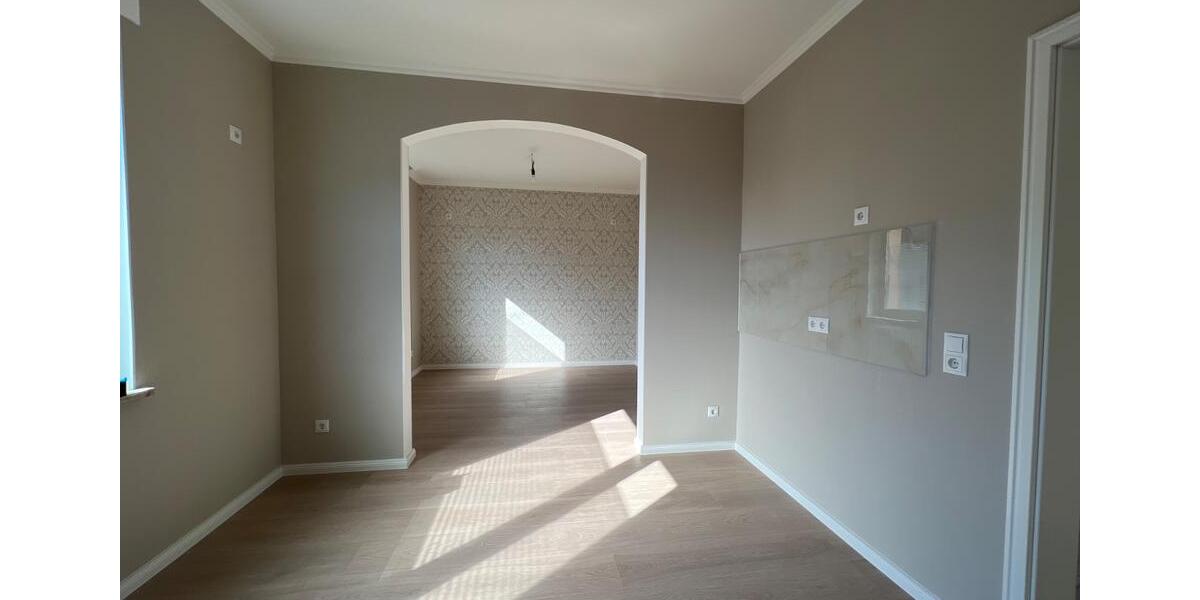 Einfamilienhaus mit Einliegerwohnung Büroräume Provisionsfrei 10 zimmer