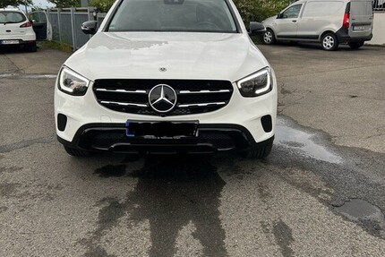 Mercedes GLC