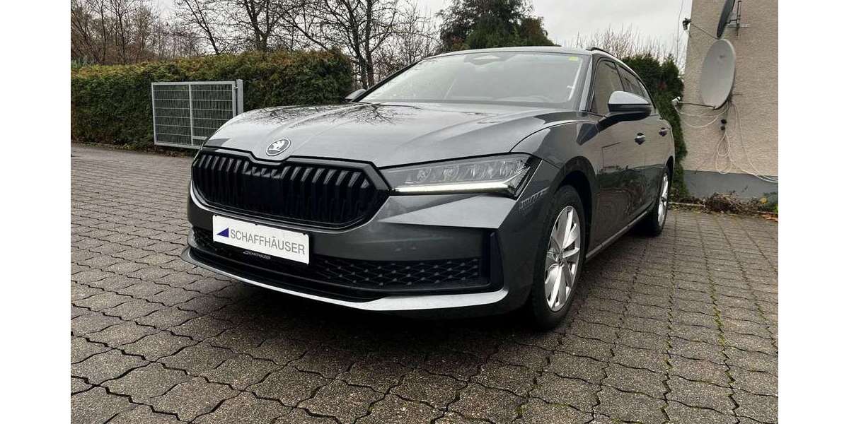 Skoda Superb 18.900 km 31.690 &euro; Bergneustadt 51702
