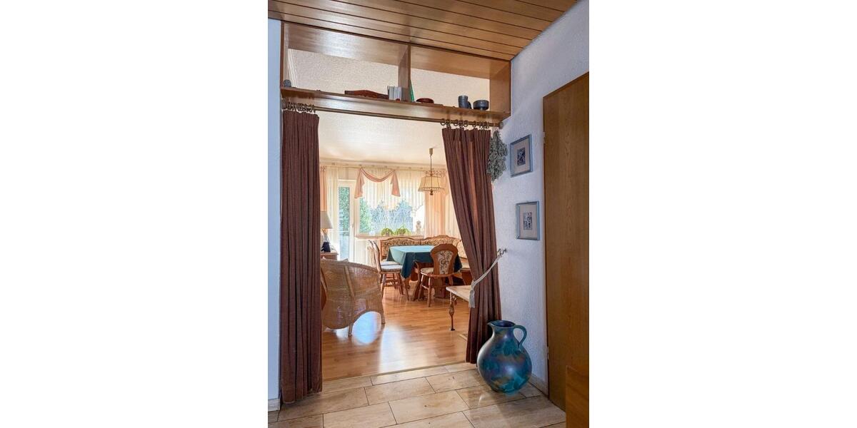 Einfamilienhaus Alsfeld - 8.5 Zimmer, 262 m&sup2;, 398.000&euro; | Angebot:26987863