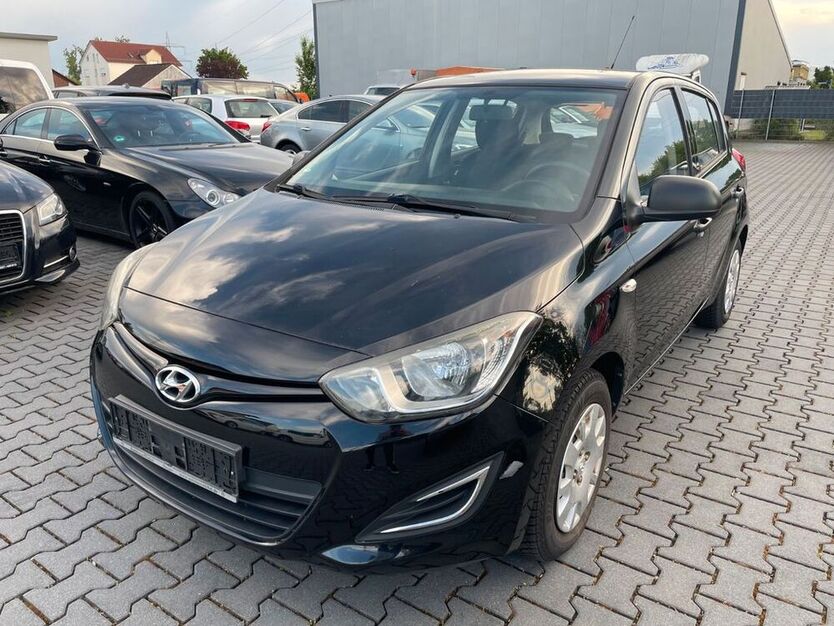 i20