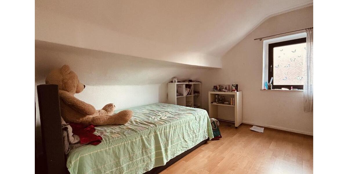Mehrfamilienhaus, Wohnhaus Mönchengladbach Süd - 10 Zimmer, 225 m&sup2;, 379.000&euro; | Angebot:24750093