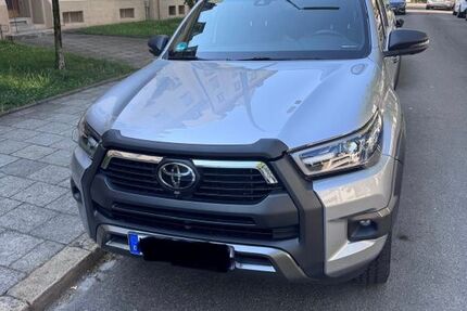 Toyota Hilux 96.000 km 38.900 &euro; München 80689