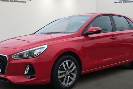 Hyundai i30 48.300 km 12.990 &euro; Paderborn 33106