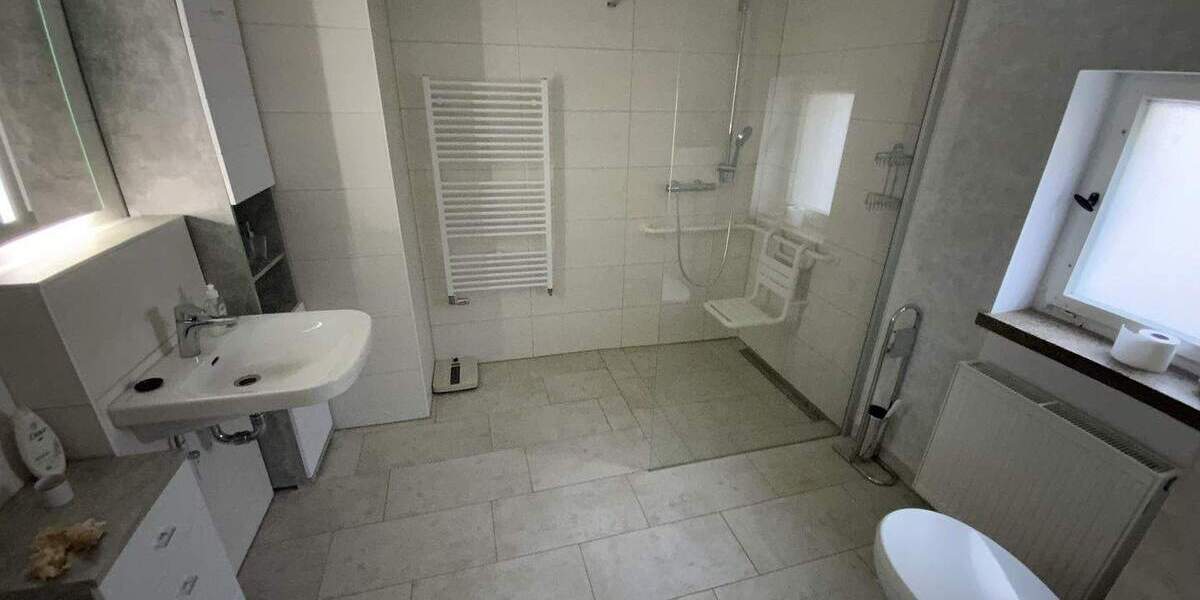 Einfamilienhaus Niederorschel - 6 Zimmer, 140 m&sup2;, 130.000&euro; | Angebot:25877516