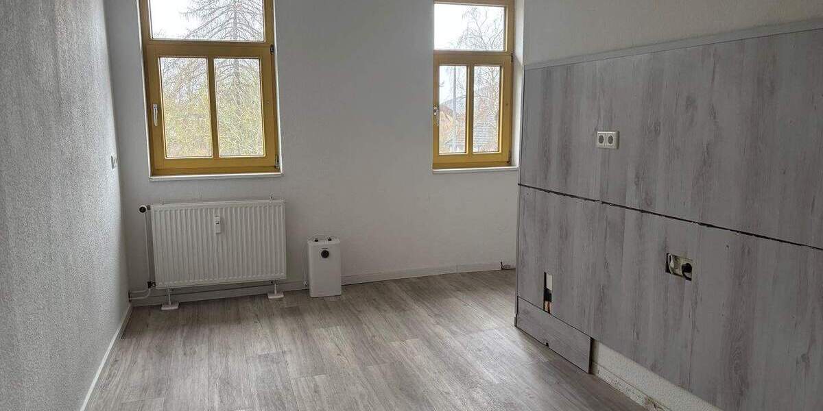 Etagenwohnung Braunschweig Querum - 2 Zimmer, 86 m&sup2;, 700&euro; | Angebot:25250475