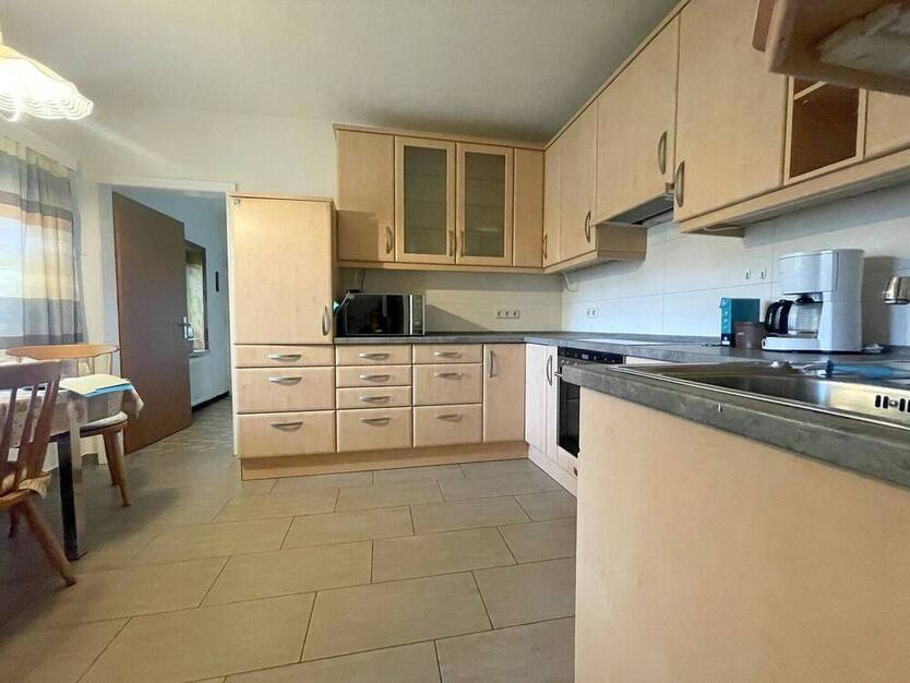 GROSSZÜGIGES Einfamilienhaus IN RUHIGER LAGE