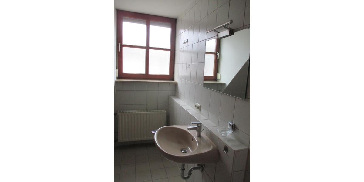 3 ZBK im DG zur Miete 3 zimmer