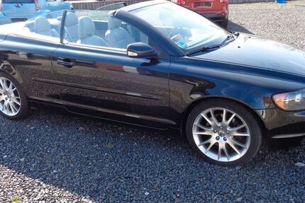 Volvo C70 92.000 km 9.950 &euro; Kubschütz 02627