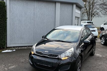 Kia Rio 153.514 km 4.495 &euro; Walddorfhäslach 72141