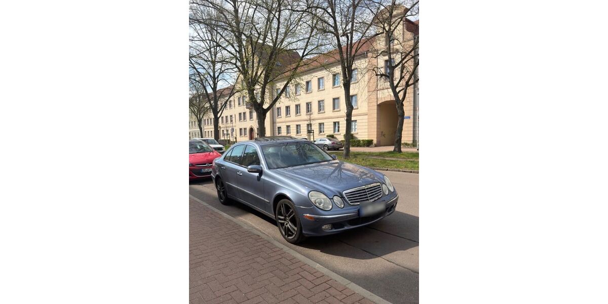 Mercedes-Benz E 240 136.500 km 6.200 &euro; Zerbst 39261