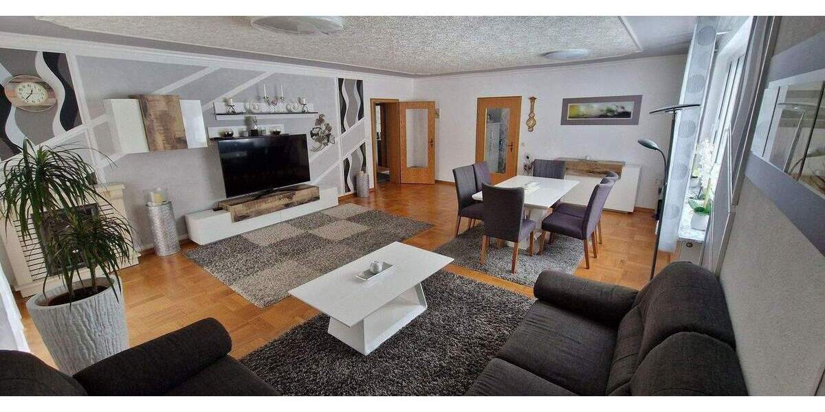 Etagenwohnung Wertheim Reinhardshof - 4 Zimmer, 120 m&sup2;, 285.000&euro; | Angebot:25430813