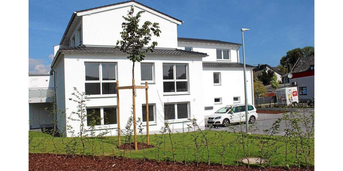 Etagenwohnung Königswinter Thomasberg - 3 Zimmer, 94 m&sup2;, 1.240&euro; | Angebot:25780275