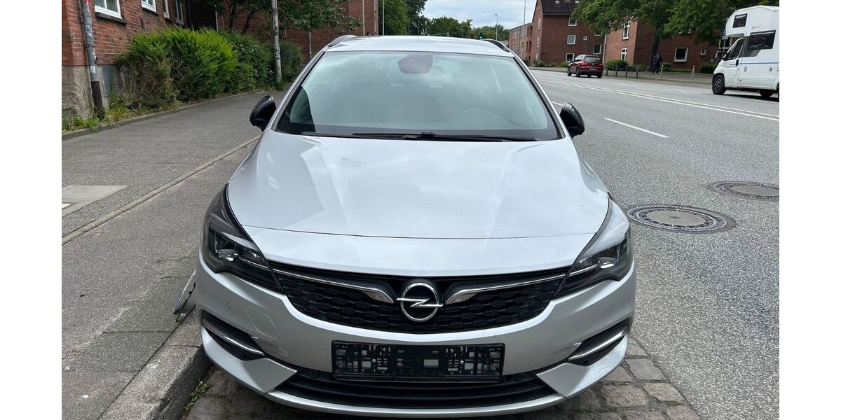 Opel Astra 67.612 km 10.900 &euro; Kiel 24143