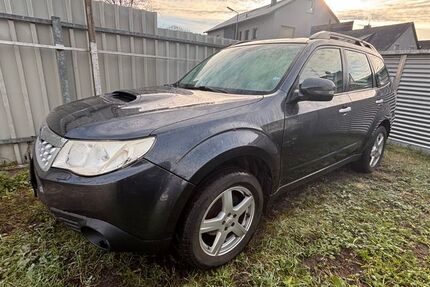 Subaru Forester 227.000 km 1.750 &euro; Karlsruhe 76189