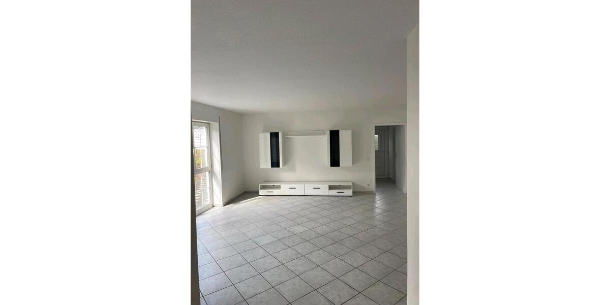 Terrassenwohnung Wenden - 1 Zimmer, 74 m&sup2;, 650&euro; | Angebot:26300611