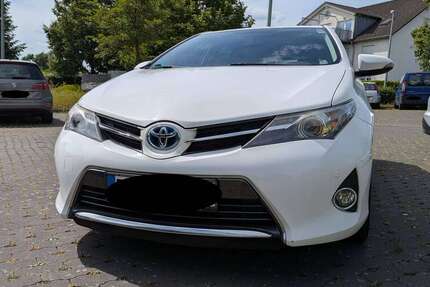 Toyota Auris 123.000 km 12.000 &euro; Eschborn, Stadt 65760