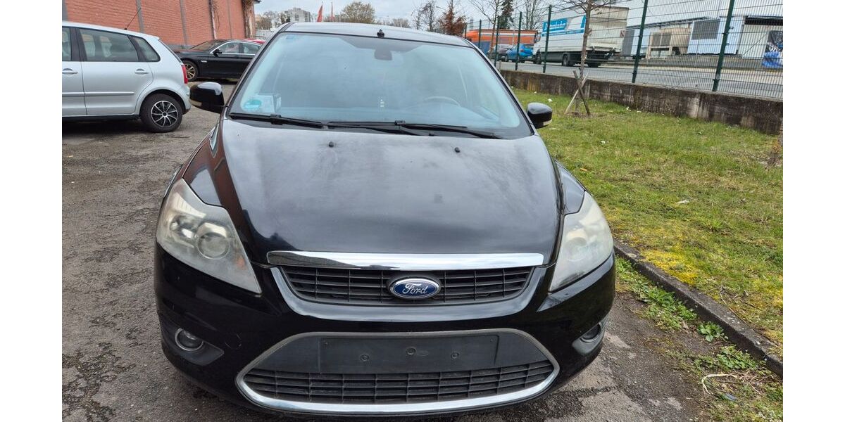 Ford Focus 165.123 km 2.250 &euro; Dietzenbach 63128
