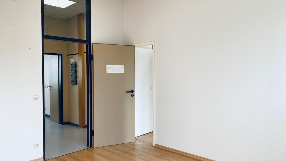 Gewerbeobjekt Paderborn - 1.870&euro; | Angebot:21161540