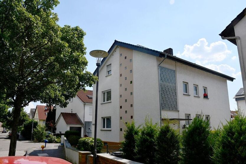 Gepflegtes 3-Familienhaus in guter Wohnlage von Griesheim