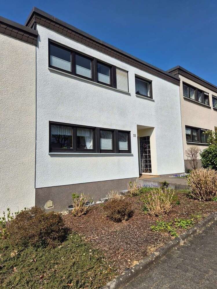 Haus zum Kaufen in Gummersbach 240.000 € 123.22 m²