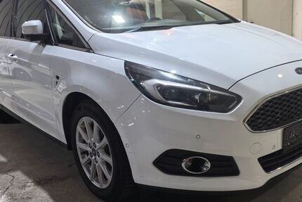 Ford S-Max 210.000 km 8.600 &euro; Voerde 46562