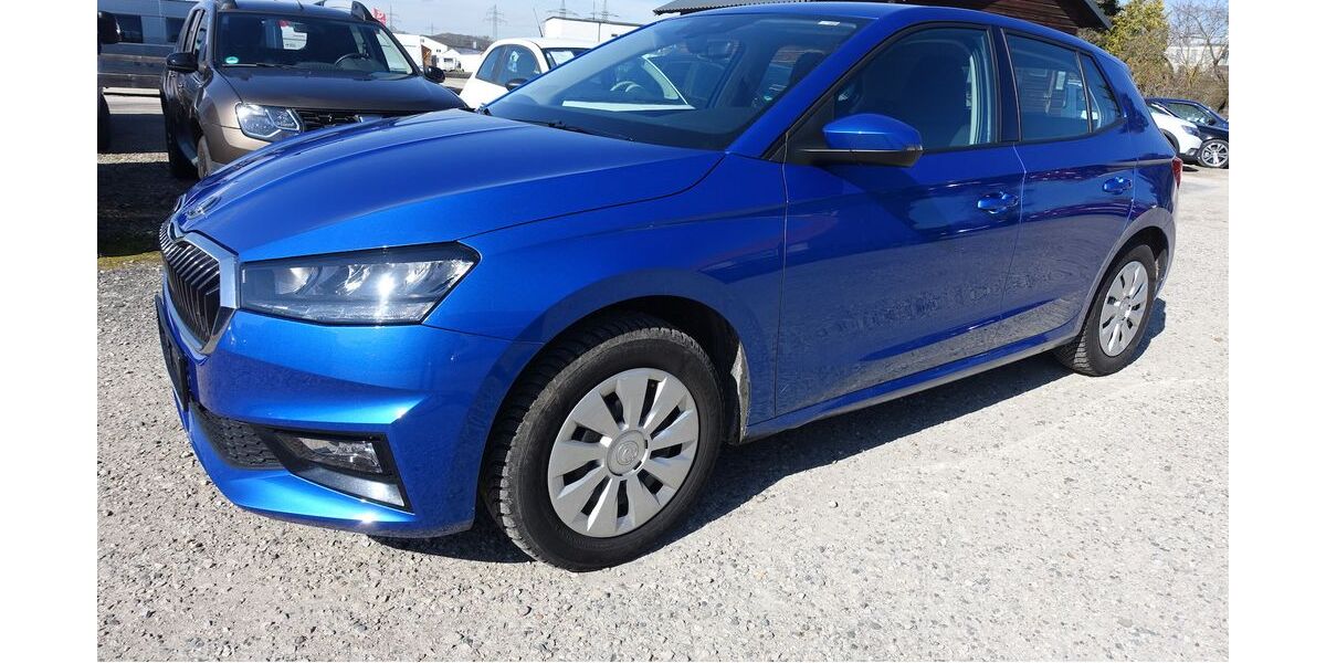 Skoda Fabia 25.100 km 14.950 &euro; Neumarkt/OPf 92318