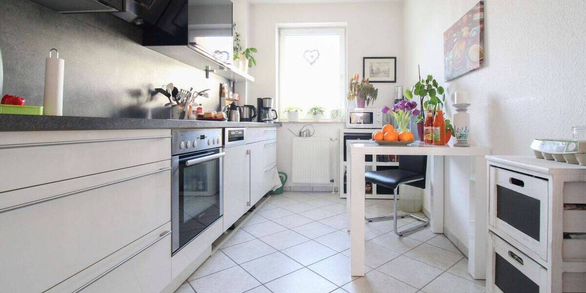 Etagenwohnung Schönebeck - 3 Zimmer, 89 m&sup2;, 155.000&euro; | Angebot:26378194
