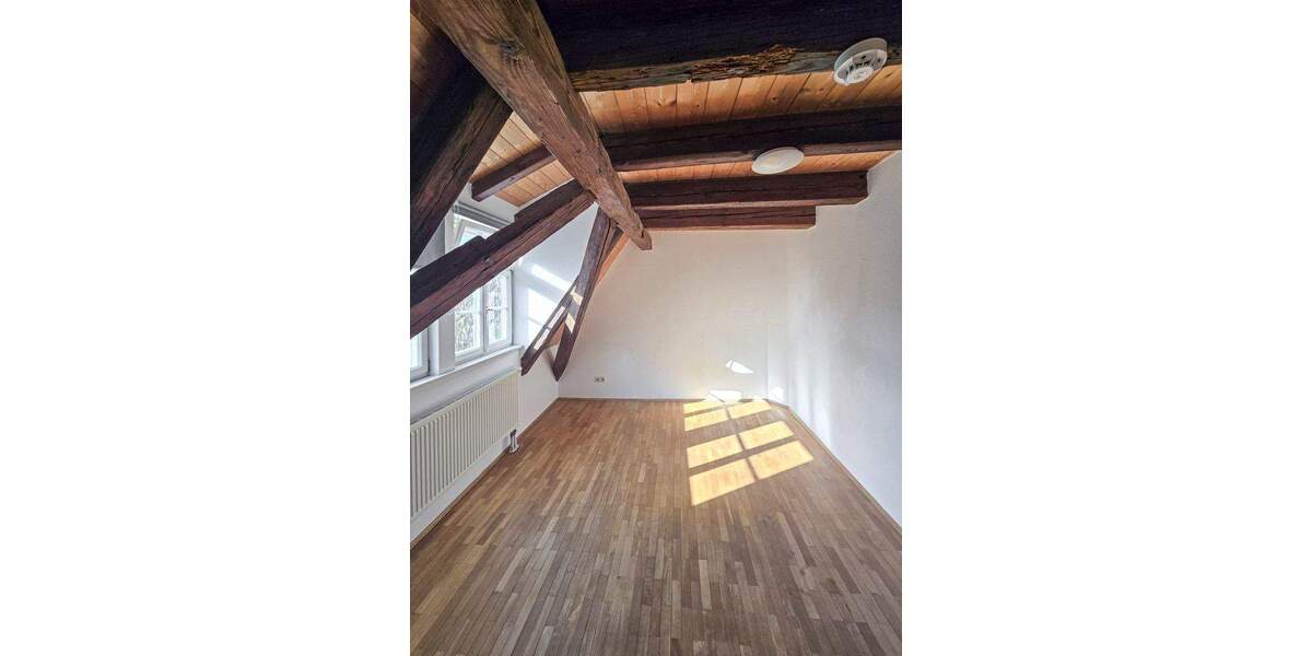 Etagenwohnung Brackenheim - 3 Zimmer, 87 m&sup2;, 260.000&euro; | Angebot:25275347