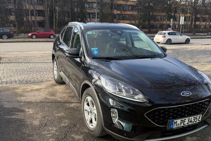 Ford Kuga 30.500 km 17.500 &euro; Olching 82140